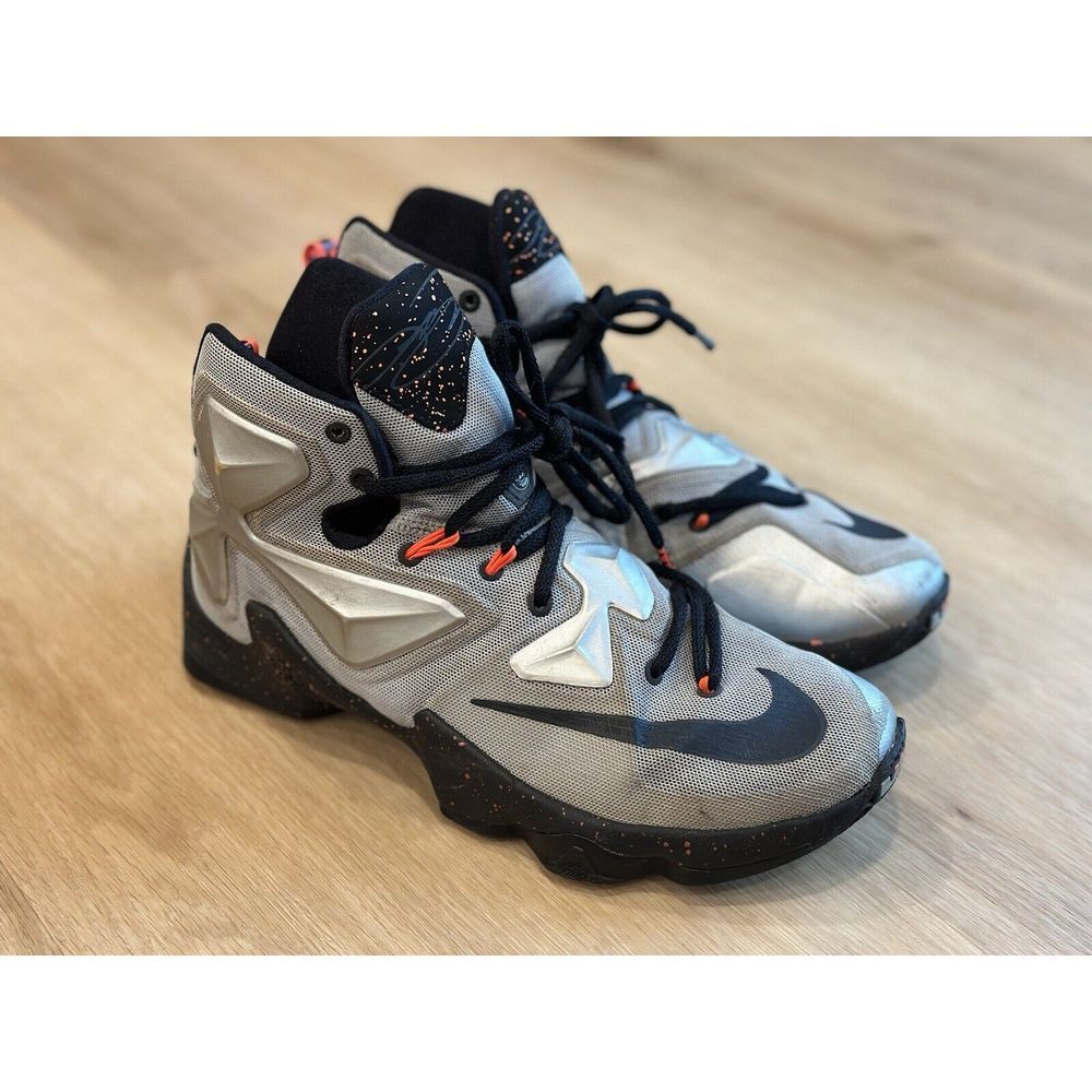Size 7.5 - Nike LeBron 13 Rubber City